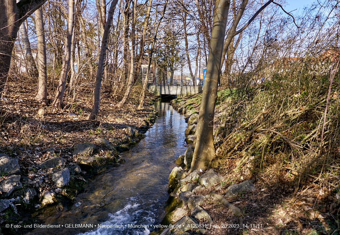 20.20.2023 - der 'verschwundene' Hachinger Bach in Berg am Laim